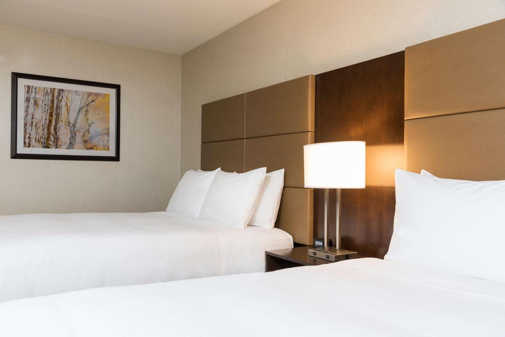 Doubletree By Hilton Pleasant Prairie Kenosha, Wi Hotel Bagian luar foto