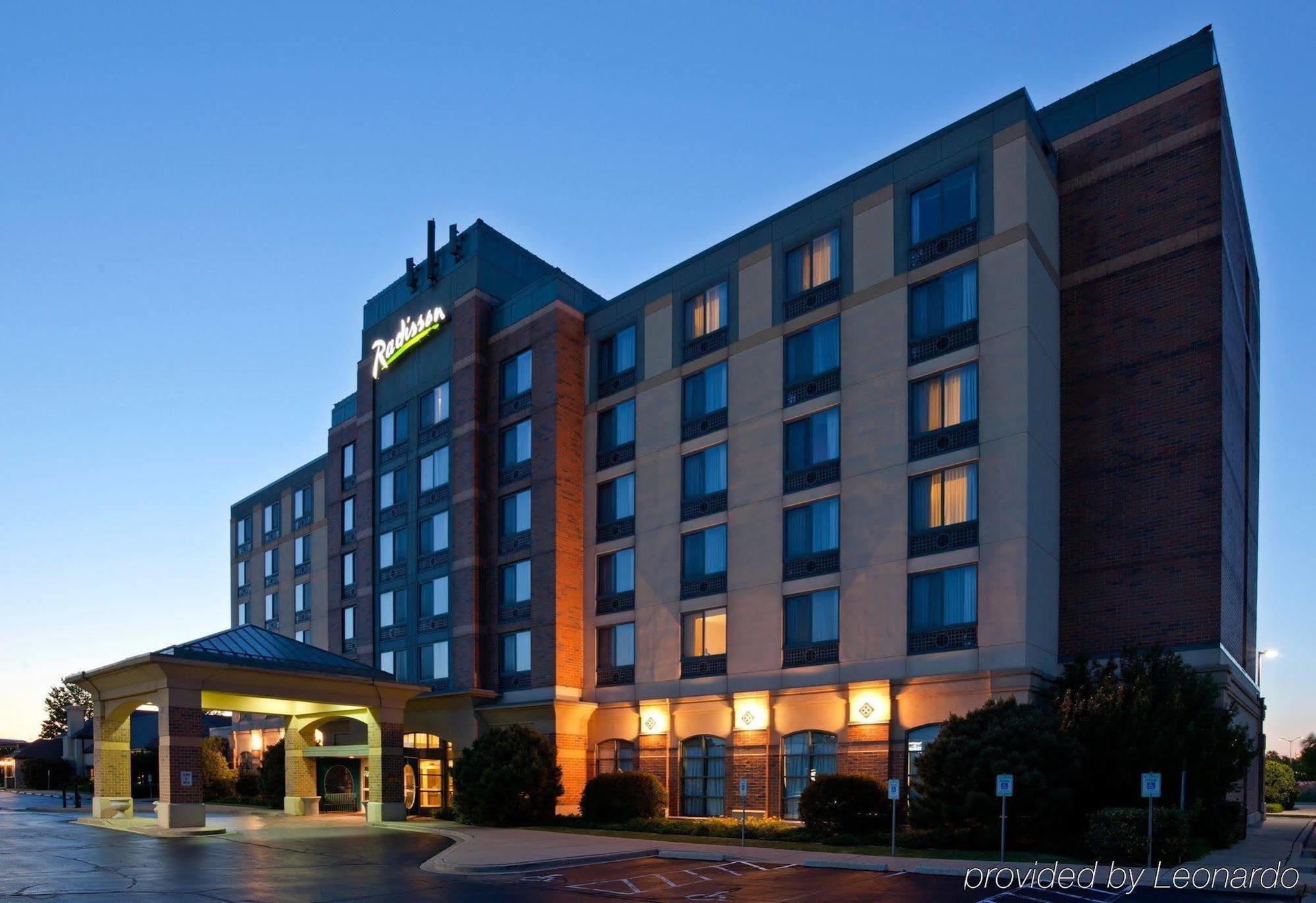 Doubletree By Hilton Pleasant Prairie Kenosha, Wi Hotel Bagian luar foto